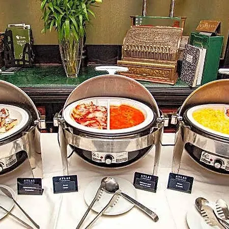 Atlas Hotel 4*