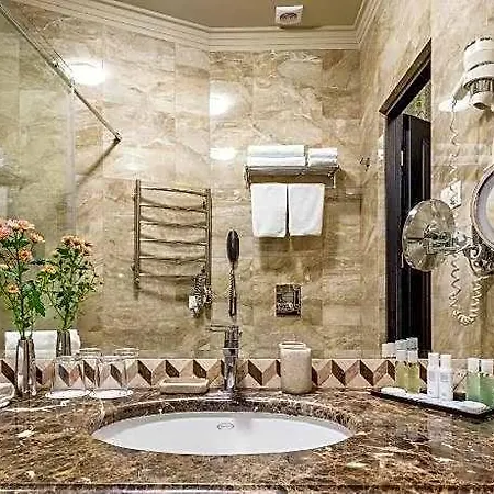 Atlas Hotel Lviv